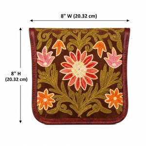 Sac bandoulière brodé au point Crewel du Cachemire — Daim marron foncé avec tournesol et dahlias - Product Image 2