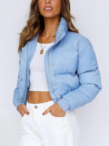 Chaquetas Acolchadas de Invierno para Mujer, Color Personalizado, 100% Poliéster, Estilo Corto, Color Negro con Decoración de Logotipo - Product Image 4