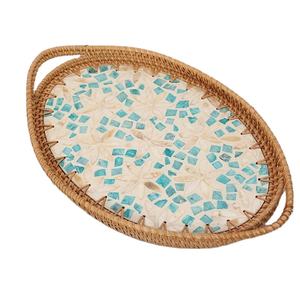 Plateau de service ovale en nacre durable avec rotin, motif mosaïque bleu et blanc, vente en gros pour table basse, décoration de cuisine - Product Image 1