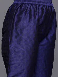 Ensemble Kurta en Soie Bleue avec Dupatta Imprimé – Tenue Traditionnelle pour Femme Inde Pakistan – Décontracté, Longueur Genou, Coupe Classique, Séchage Rapide - Product Image 6