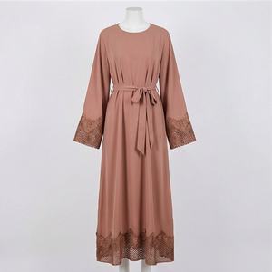 Abaya Casual de Verano con Lazo Bordado y Cuentas, Cinturón, Varias Tallas, Elegante y Modesta, Túnica Musulmana Islámica, Color Personalizado - Product Image 1