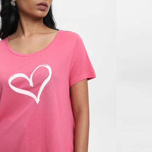 Camiseta Corta Oversize de Algodón Suave 180GSM al por Mayor para Mujer, Camisetas Básicas Lisas con Estampado Personalizado de Alta Calidad - Product Image 5