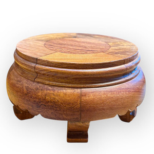 Un grand présentoir en bois de rose massif, de 14 cm de hauteur. - Product Image 4