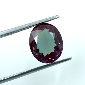 Gema de Alejandrita Natural, Marca HAYAAT GEMS, 3.5ct, Corte Ovalado, Cambio de Color (11X9x4.5MM), para Joyería - Product Image 3