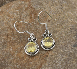 ต่างหูพลอยซิทรินธรรมชาติทรงหยดน้ำ เงินแท้ 925 ดีไซน์หรูหรา สำหรับงานปาร์ตี้ เหมาะสำหรับผู้หญิง ขายส่ง - Product Image 1