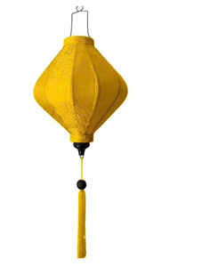 Lanterne en soie vietnamienne authentique, fabriquée à la main à Hoi An, pour l'éclairage domestique et la décoration d'événements culturels - Product Image 3