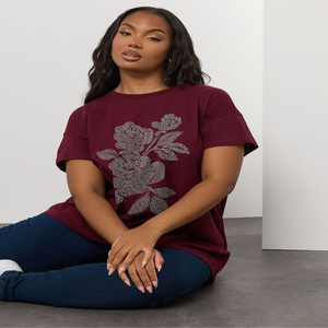 High Quality Lightweight Spandex Cotton Women's Embroidered Loose Fit Casual Stud Embellishment Crew Neck T-Shirt Custom Logo - Product Image 4