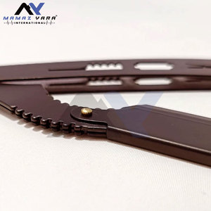 Customized Sleek Black Coated Razor with Stylish Handle Razor Sharp Cutting Comfortable Grooming Barbers Razors Custom Brand - Product Image 6