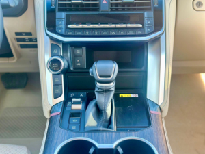 Tout Nouveau Toyota Land Cruiser Vx 2025 4,0L 299HP 6 Cylindres 4x4. Conduite à gauche, transmission automatique - Product Image 3