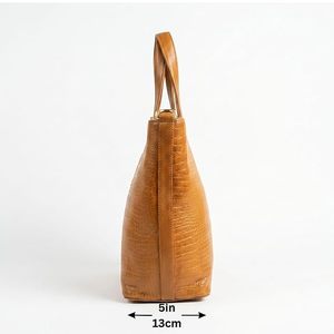 Brown Quilted Genuine <b>Leather</b> Bucket <b>Bag</b> for Women Adjustable Shoulder/Cross-Body Strap Durable Lightweight Polyester Lining - Product Image 4