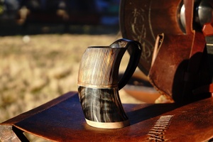 Taza de Cuerno de Buey Hecha a Mano, Forma Natural, Taza Rústica para Beber, Duradera, Artística, Coleccionable, Ecológica, para Eventos y Recuerdos - Product Image 5
