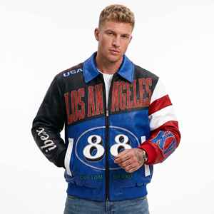 Chaqueta Varsity Personalizada con Letras de Pedrería para Hombre, Parche Monograma con Tachuelas, Bloques de Color en Tres Tonos, Aplique de Piel de Cordero, Ropa Exterior Estilo Urbano - Product Image 4