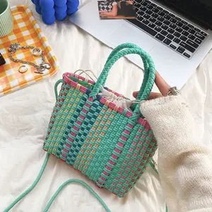 Bolso de Mano Ecológico de Plástico Reciclado, Bolso Tote de Moda, Bolso Reutilizable Sostenible para Compras, Uso Diario y Viajes - Product Image 1