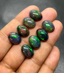 AAA 8 Pièces Opale Éthiopienne Flamme Noire Cabochon 14x10mm Forme Ovale Feu Exceptionnel Pierre Précieuse Naturelle pour Bijoux - Product Image 2