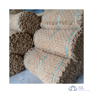 สินค้าขายดี |   แผ่นใยมะพร้าวแบบหนาพิเศษ สำหรับการเสริมความแข็งแรงฝั่งแม่น้ำและการก่อสร้างถนน จากเวียดนาม - Product Image 1