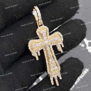 Pendentif Croix Goutte d'Eau avec Diamant Moissanite en Argent 925 Plaqué Or Glacé Bijou de Luxe Hip Hop Tendance - Product Image 3