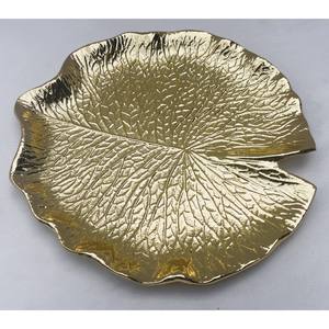 Plat à feuilles de style antique, idéal pour les repas quotidiens, les réceptions spéciales, les mariages ou les célébrations festives, édition intemporelle. - Product Image 4