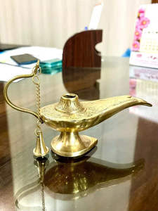 Lampe Aladdin en laiton artisanale, style magique arabe, lampe décorative pour la maison, le mariage, le bureau, la décoration de table, objet de collection - Product Image 2