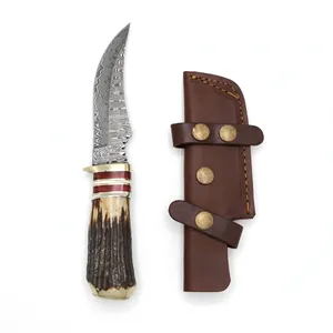 Cuchillos de caza de hoja fija con mango de castaño acanalado, anillos de color y funda marrón para viajes de camping y tareas al aire libre - Product Image 6