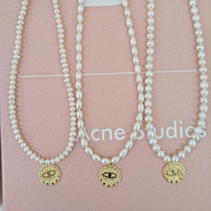 Collier chaîne maille gourmette pour femme, style rétro, avec perle d'eau douce et fermoir OT, design européen et américain, pour usage en ligne - Product Image 4