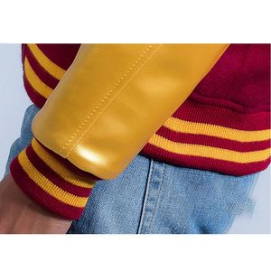 Blouson universitaire pour femme avec manches en cuir, corps en mélange de laine, fermeture boutonnée sur le devant, style universitaire, pour les acheteurs en gros - Product Image 4