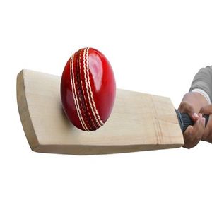 Pelota de críquet ProLevel Hardball de cuero premium con costuras resistentes, calidad de partido, para torneos. - Product Image 5