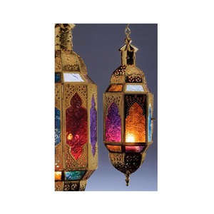 Lámparas Metálicas Huecas o Faroles Metálicos Marroquíes Decorativos para la Decoración de Eid y Ramadán - Product Image 4
