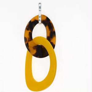 Pendientes de resina hechos a mano, joyería de moda ligera y elegante para niñas y mujeres - Product Image 4