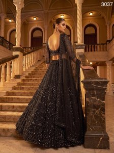 Lehenga Premium en Tulle Monochrome avec Paillettes, Perles Bugle, Fil Resham, Broderie Zardosi, Semi-Couture, Tenue de Mariée, Dupatta AARIKA - Product Image 6