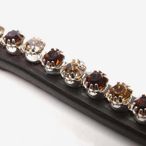 Bande de front de cheval en cuir noir à faible coût équipement de cheval en gros bandeau de front en cuir Bling équin pour la décoration de cheval - Product Image 2