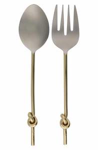 Ensemble élégant de serveurs à salade en métal finition or, fabriqués à la main, avec longues poignées ergonomiques, parfait pour les réceptions de mariage - Product Image 3