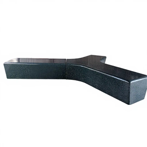 Banco de Fibra de Vidrio Negro en Forma de Y de KNT Creations, Resistente, Acabado Mate Clásico, Impermeable, para Interiores y Exteriores - Product Image 1