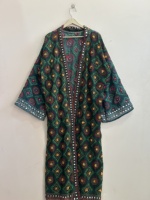 Robe kimono longue brodée à la main, style bohème, cadeau pour demoiselle d'honneur, vêtement de plage pour femme