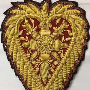 Insignias Bordadas a Mano con Hilo Metálico para Blazers, de Tela de Fieltro No Tejida, Ecológicas, Personalizables en Forma/Tamaño para Prendas y Sombreros - Product Image 6