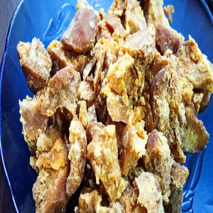 Cubes de jaggery fraîchement récoltés en Inde pour les acheteurs en gros, destinés aux marchés alimentaires traditionnels et aux supermarchés internationaux - Product Image 2