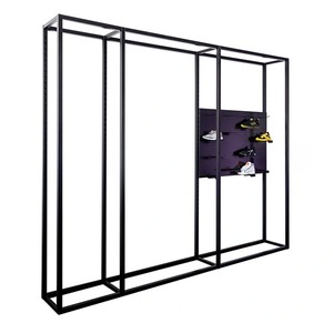 Exhibidor de Escritorio con Estantes para Tienda de Ropa, Estilo Italiano, Reciclable, Fácil de Montar, Uso en Interiores - Product Image 1