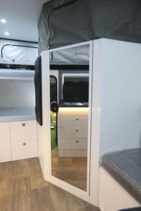 <span class=keywords><strong>Caravane</strong></span> tout-terrain hybride de luxe de 15 pieds, 4x4, pour le désert, avec climatisation et salle de bain intégrée - Product Image 6
