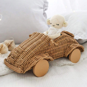 Coche convertible para muñecas, coches de juguete de ratán hechos a mano, vehículos para muñecas hechos a medida, juguetes para bebés. - Product Image 4