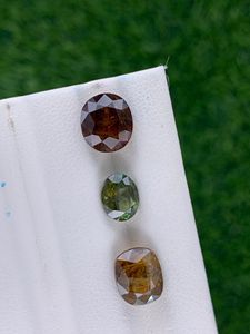 Pierre précieuse Sphène naturelle certifiée IGI, taille ovale, pierres facettées en vrac, collection pour la fabrication de bijoux, gris clair/foncé, 250 grammes - Product Image 5