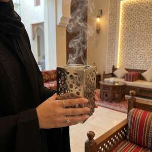 Quemador de Incienso Cuadrado Hueco de Metal, Porta Incienso Árabe con Fragancia de Oud, Decoración Moderna para el Hogar, Bodas, Venta al por Mayor, Exportación - Product Image 5