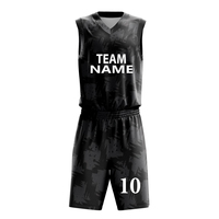 Ensemble Maillot et Short de Basketball Personnalisé en Polyester Respirant à Impression Numérique, Protection UPF 50+, Anti-Transpiration et Sans Coutures – Vente en Gros