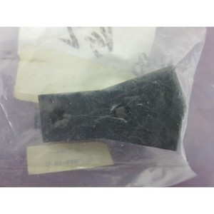 AMAT 26-81663-00 Clamp <b>Mounting</b> <b>Block</b> 402475 - Trusted Global Legacy Semiconductor Equipment and Parts at - Product Image 6