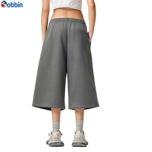 Pantalones Deportivos Cómodos para Hombre, Estilo Urbano, Color Gris, 350 g/m², Felpa Francesa, Cintura Elástica, 3/4 de Longitud, Pierna Ancha, Estilo Holgado - Product Image 3