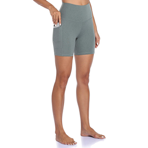 Pantalones cortos de yoga con spandex flexible para mujer - Product Image 1