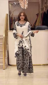 Kurti et pantalon Naira Cut en rayonne pure avec broderie, design moderne de qualité supérieure, avec dupatta, à prix de gros, mode féminine - Product Image 5