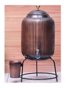 Dispensador de agua de cobre con diseño único de barril con vetas de madera, acabado marrón antiguo y pequeño grifo de latón, 5 litros-5000 ml - Product Image 6