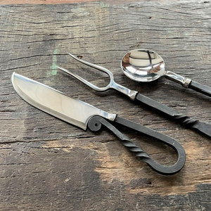 Juego de Cubiertos Medievales de Acero al Carbono Forjado a Mano, Cuchillo Vikingo Personalizado Único, Incluye Tenedores, Diseño Exclusivo de Herrería - Product Image 4