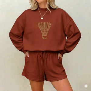 Conjunto de Top de Cuello Alto y Pantalones Cortos para Mujer, Cómodo para el Día a Día, Corte Relajado, Atuendo Fácil, Ropa Casual, Moderna y Elegante - Product Image 1