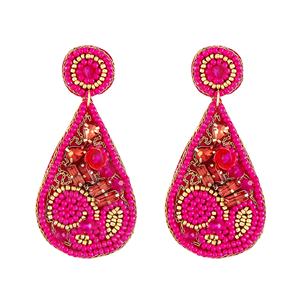 Pendientes Colgantes Hechos a Mano con Cuentas de Vidrio Plateadas en Forma de Flor, Joyería de Inspiración Occidental con Detallado Trabajo de Cuentas - Product Image 3