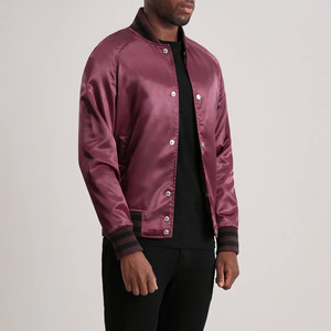 Veste universitaire pour homme de couleur marron avec logo blanc imprimé, col rabattu, vêtement décontracté pour l'automne - Product Image 3